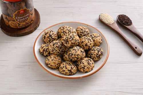 Sesame Cookies